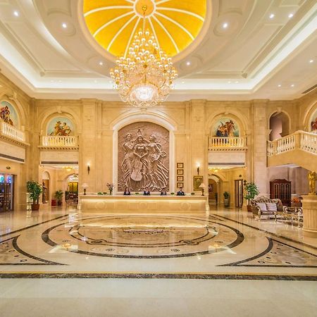 Vienna Hotel Guilin Wanfu Square מראה חיצוני תמונה